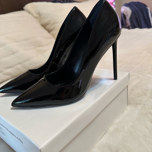 Steve Madden Shoes - Steve Madden Black Patent Pointed Stiletto Pumps